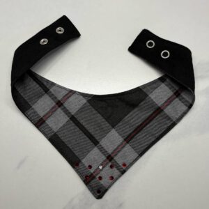 bandana pour chien carreaux noir, gris et rouge