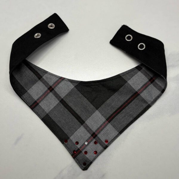 bandana pour chien carreaux noir, gris et rouge